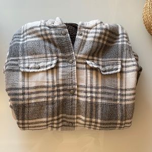 WINDRIVER OUTFITTING CO. Fleece Lined Flannel Jacket